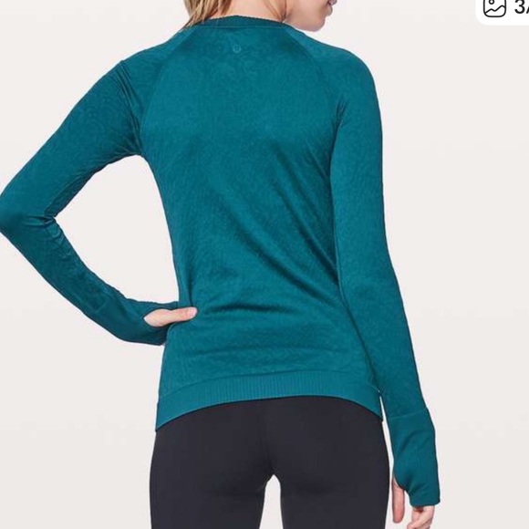 Lululemon Rest Less Pullover Rib/Textured Pattern Blue - Picture 8 of 10